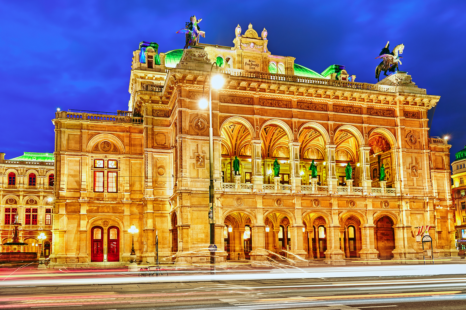 Vienna State Opera Is An Opera House.it Is Located In The Centre